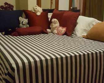 Summer hill air bnb home away from home - Bamboo
