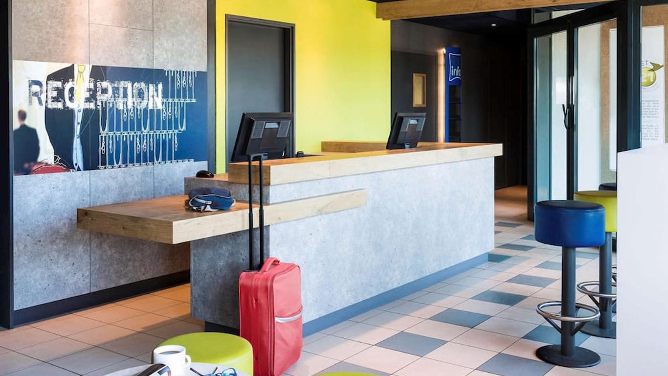 Ibis Budget Orly Chevilly Tram 7