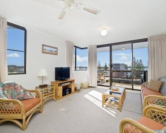 Sundial 602 8-10 Hollingworth Street - Port Macquarie - Living room