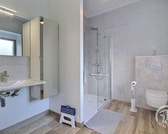 Le paradis perdu - Mur-de-Bretagne - Baño