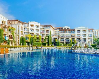 Green Life Beach Resort Sozopol - Sozopol - Pool