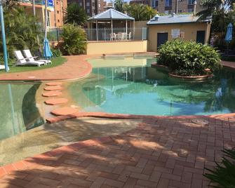 Town Beach Beachcomber Resort - Port Macquarie - Piscina