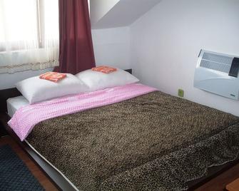 Hostel Gonzo - Sarajevo - Schlafzimmer
