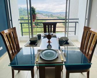 Colibri Penthouse With Perfect Views - Santa Rosa de Cabal - Dining room