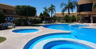 Hotel San Angel - Hermosillo - Svømmebasseng