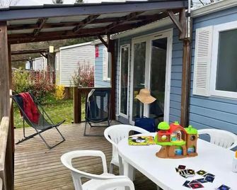 Camping maeva Escapades Relais du Léman - Cozy Mobile Home 4 Rooms 6 People Air Conditioned + TV - Saint-Cergues - Patio