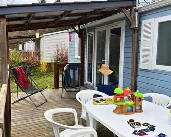 Camping maeva Escapades Relais du Léman - Cozy Mobile Home 4 Rooms 6 People Air Conditioned + TV - Saint-Cergues - Innenhof