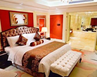 Sichuan Juyang International Hotel - Luzhou - Bedroom