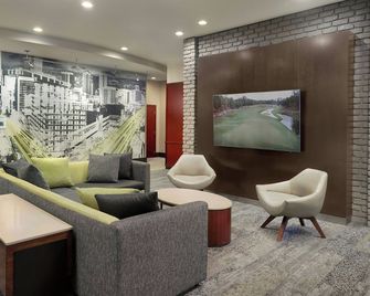 Courtyard by Marriott Birmingham Downtown at UAB - Birmingham - Lounge