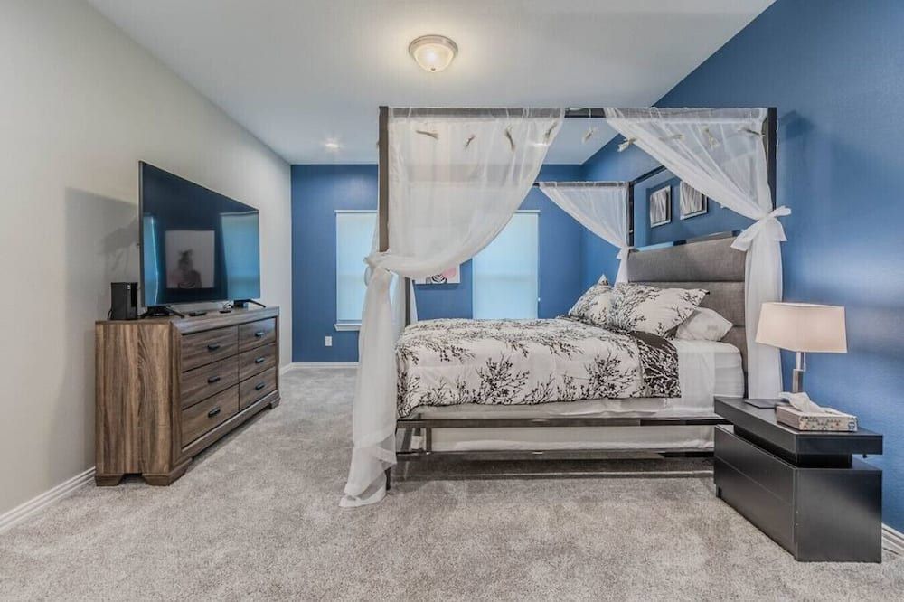 Modern 4 Br Near Downtown, Zoo - דאלאס - חדר שינה