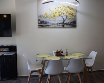 Santa tecla apartment with elevator and volcano view - Santa Tecla - Comedor