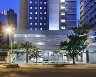 ibis budget Belo Horizonte Minascentro - Belo Horizonte - Building