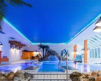 Familien Apartmenthotel Panoramic - Bad Lauterberg - Pool