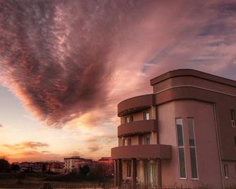Villa Flowers - Medjugorje - Building