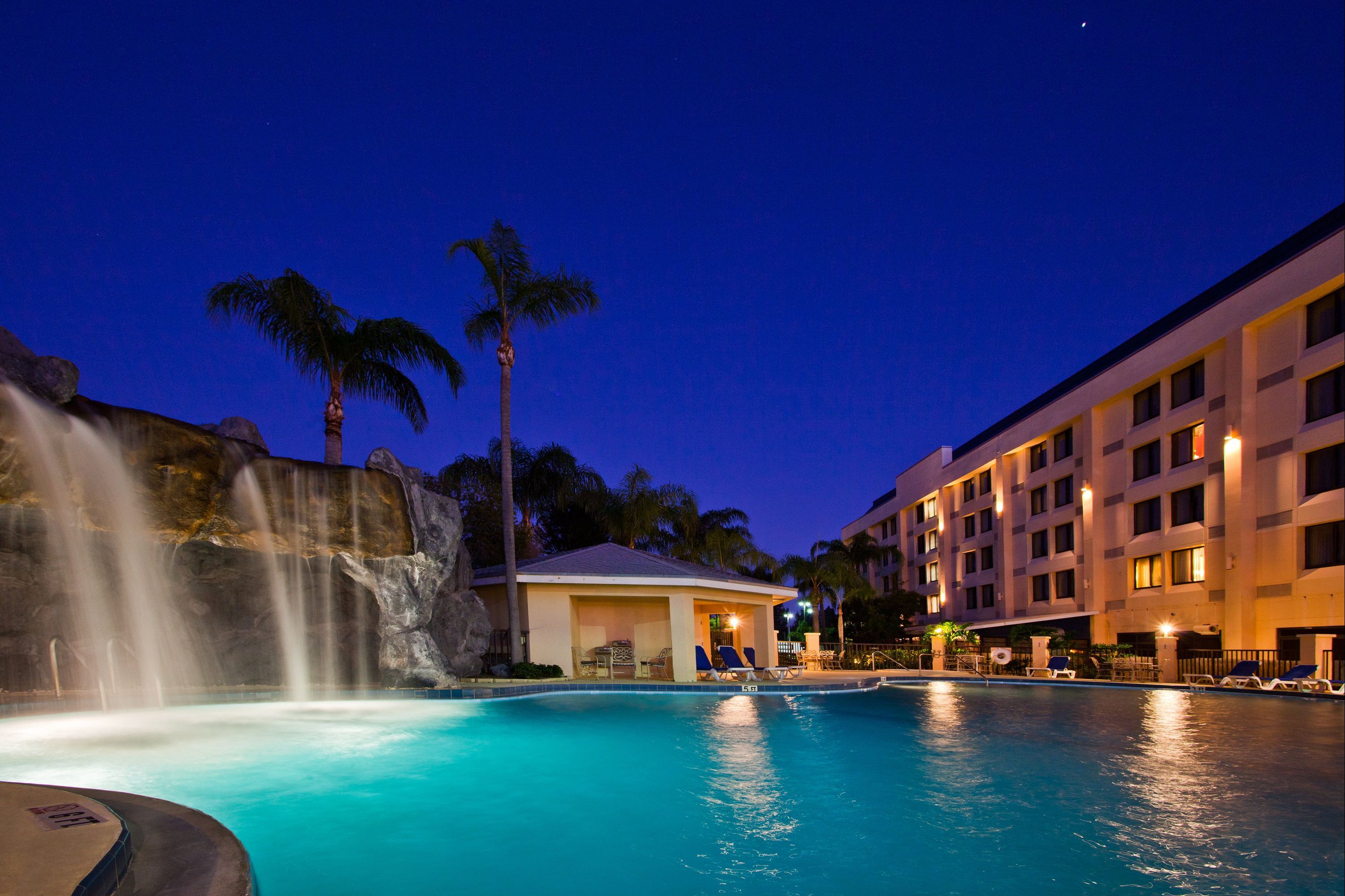 Holiday Inn Port St. Lucie By IHG - פורט סנט לוסי - בריכה