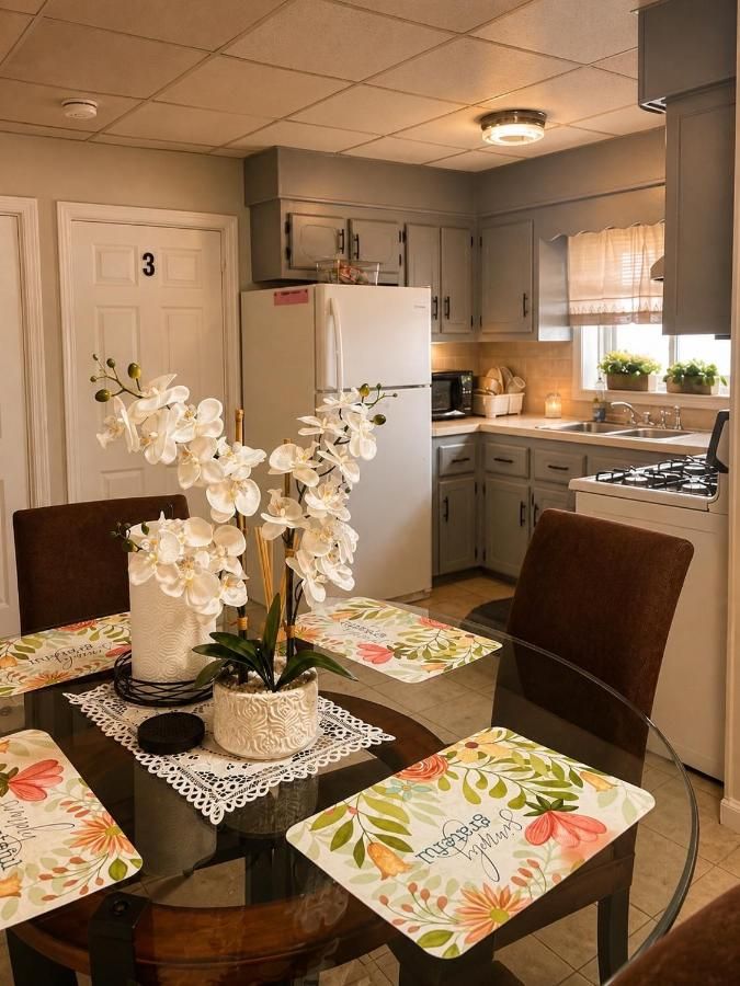 Cozy Private Room #1 Urban Haven 4br Fall River