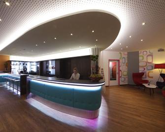 Bed'nBudget City-Hostel - Hannover - Rezeption