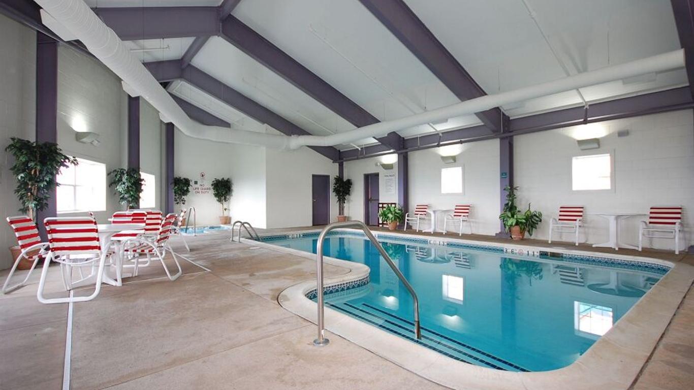 Host Inn All Suites