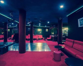 Hotel Novel Restaurant La Mamma - Annecy - Lounge