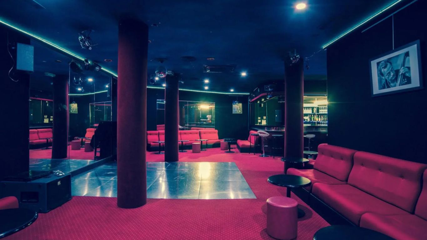 Hotel Novel Restaurant La Mamma