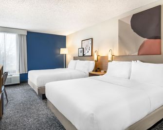 Spark by Hilton Roanoke Airport - Roanoke - Schlafzimmer
