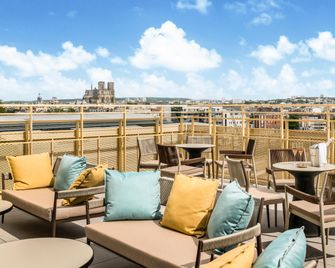 Holiday Inn Express & Suites Reims - Rives De Vesle By IHG - Remeš - Balkón