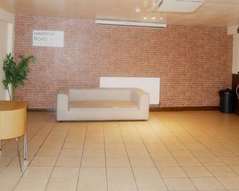 Kensal Green Backpackers 1 - Wembley - Lobby