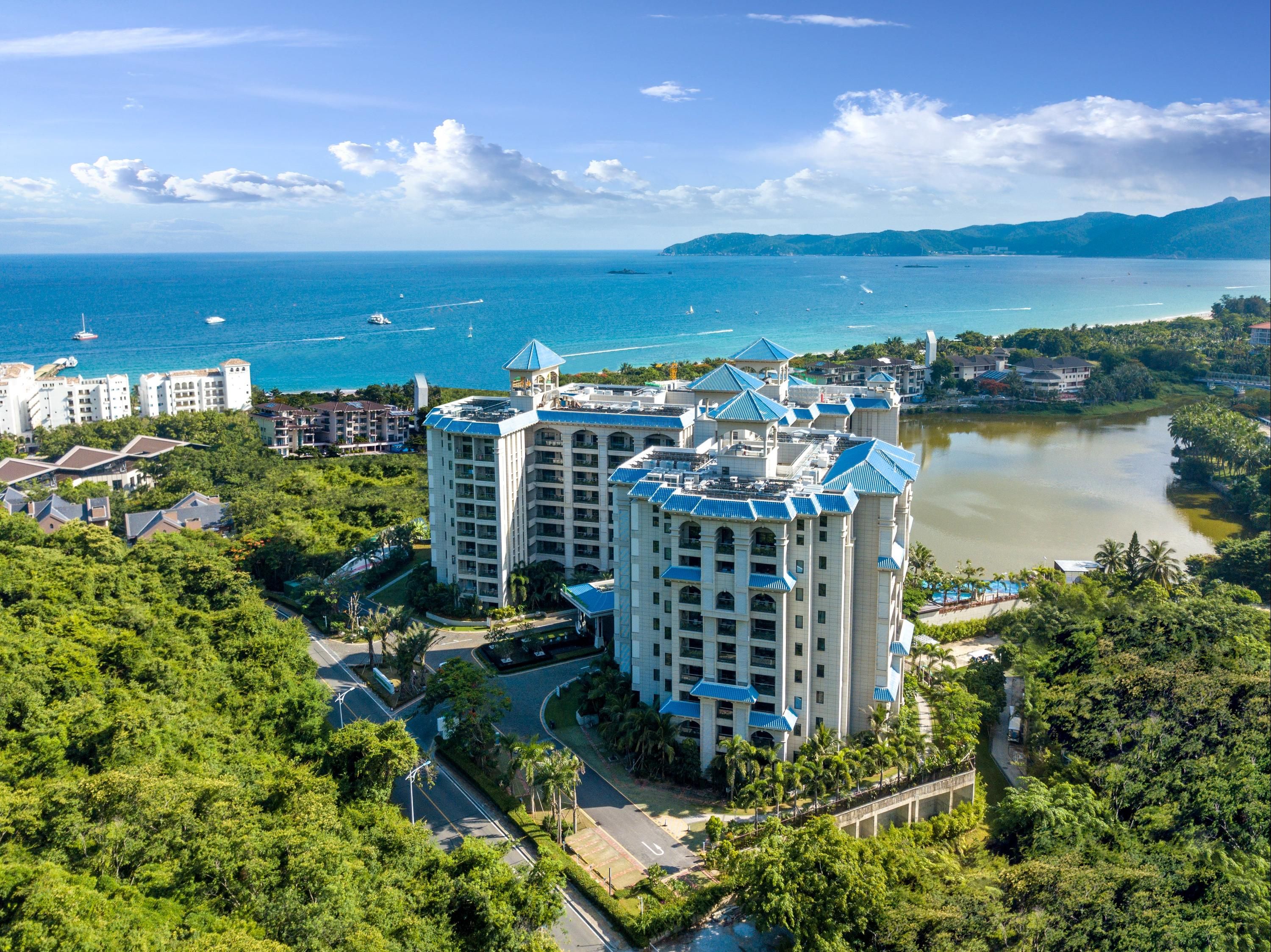 Holiday Inn & Suites Sanya Yalong Bay By IHG - Sanya - Building