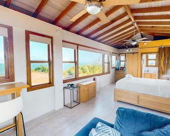 Beachfront Villa Island Pearl Gold Standard Certified - Caye Caulker - Bedroom