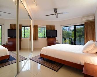 Lovely 3 bedroom apartment in the city - Darwin - Bedroom