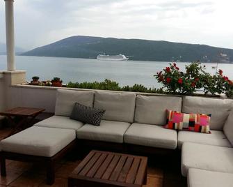 Beautiful house by the sea - Herceg Novi - Balkon