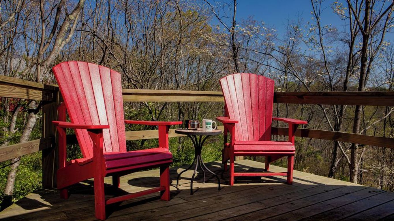 Inn & Spa at Cedar Falls Logan