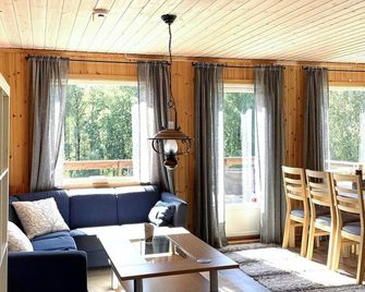 4 Person Holiday Home In Bengtsfors - Bengtsfors - Comedor