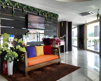 Just Hotel Batu Pahat - Batu Pahat - Lobby