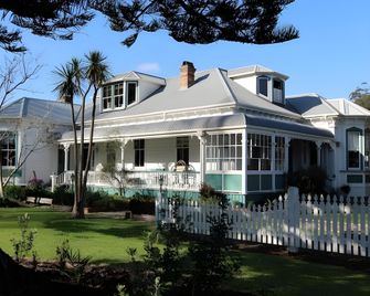 Ounuwhao Bed And Breakfast Guest Lodge - Russell - Bâtiment