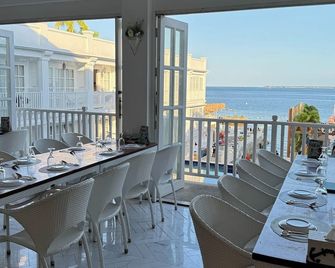 The Mark Resort - Cebu - Balkon