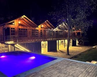 Pine Tree Mazamitla Hotel Boutique & Cabañas - Mazamitla - Pool