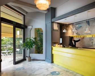 Hotel Roma - Salsomaggiore Terme - Front desk