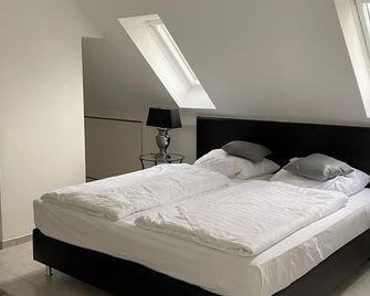 Rheinblick Appartments - 科隆 - 臥室