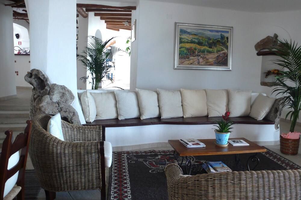 Hotel Nuraghe Arvu - Dorgali - Sala de estar
