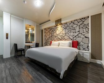 Iksan M Plus - Iksan - Bedroom