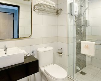 Mtree Hotel Nilai - Klia Airport - Kampung Baharu Nilai - Bathroom