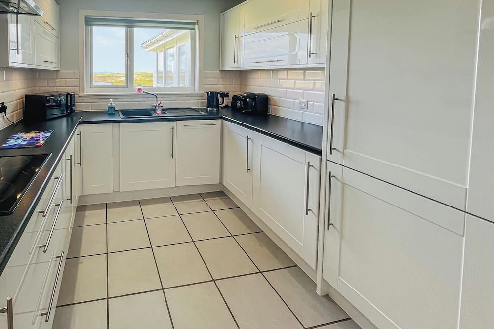 2 bedroom accommodation in Gramsdale, Isle of Benbecula - Isle of Benbecula - Cucina