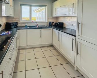 2 bedroom accommodation in Gramsdale, Isle of Benbecula - Isle of Benbecula - Cucina