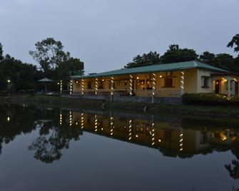 Sawasstika Eco Park Resort - Shiliguri - Gebäude