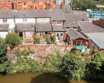 Tower View Cottage - Chester - Building