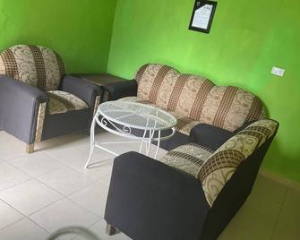 Casa bonita con palapa - Parras de la Fuente - Living room