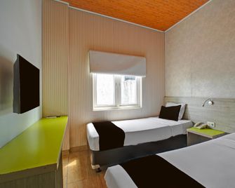 Hotel O Gambir Juanda Station - 6 Hour Stay - Jakarta - Bedroom