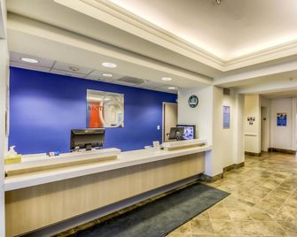 Aurora Inn Estevan - Estevan - Recepce