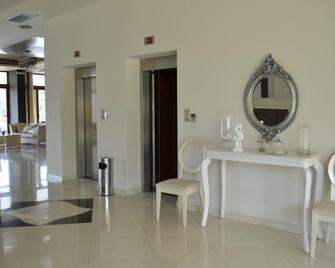 Evia Hotel & Suites - Marmari